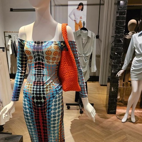 Vegan leather woven intrecciato hobo bag - Picture 2 of 7